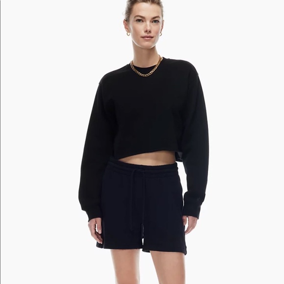 Black crop Aritzia sweater - Picture 3 of 3